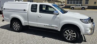 2016 - Toyota Hilux Legend 45 (3.0 D-4D RB) (4x2) Extended Cab