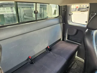 2016 - Toyota Hilux Legend 45 (3.0 D-4D RB) (4x2) Extended Cab