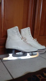 Figure Ice Skates