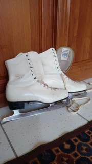 Figure Ice Skates