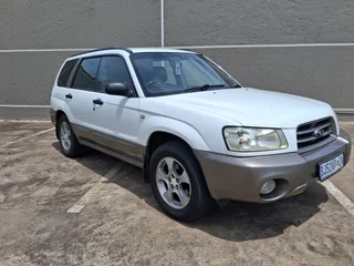 2003 Subaru Forester 2.5XS 4x4 Low-Range . Bargain!! R 59990 . 083 226 3854/083 379 9920.