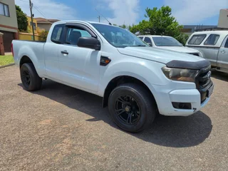 2016 Ford Ranger Super-Cab 2.2 XL 4x4 . Finance arranged R 189990. 083 226 3854 / 083 379 9920