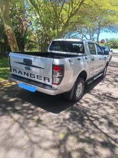 2021 Ford Ranger Double Cab 2.2 5-Speed manual. Bargain Price !! Ford Service Plan. 083 226 3854.