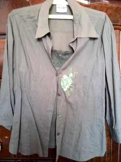 Green 3/4 Sleeve Top