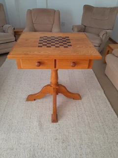 Oak Unit with Swivel Top for TV Stand