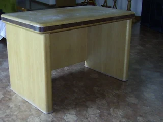 Oak Unit with Swivel Top for TV Stand