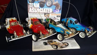 RC Off Road Racing Cars, Team Associated Collection