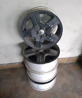 Dodge Caliber 17inch Mags For Sale