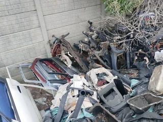 BARGAIN BUY!!!VARIOUS CAR PARTS FOR SALE AT A GIVE AWAY PRICE