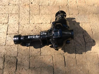 Toyota hilux D4D recon front and rear diffs from R9500