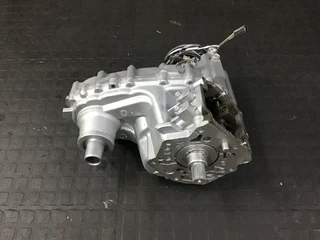 Ford, Mazda 2.5 turbo diesel recon 4x4 transfer box from R4950