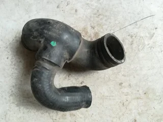 XE/LET rubber coolant hose