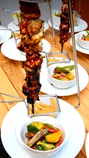 ESPETADA STANDS WITH SPIKE IN STAINLESS STEEL