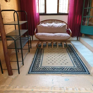 One bed, furnished garden cottage in Chartwell North