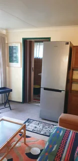 Large furnished cottage with a view on the garden in Chartwell  North