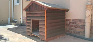 Dog kennel