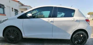TOYOTA YARIS 1300 6 SPEED WITH FSH