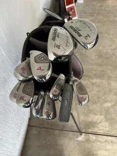 Cleveland W Series Ladies second hand golf clubs and bag