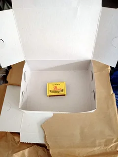 580 white die-cut gift boxes