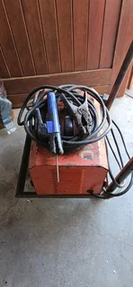 Induna W140 Welding Machine &#43; Rods &#43; Trolley