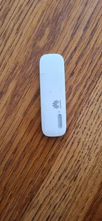 wifi router connects to 5 devices simultaneously