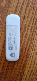 wifi router connects to 5 devices simultaneously