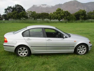 Stunning Silver Bmw 318i (e46) - Excellent Condition - Service History - R66 000 Incl Roadworthy