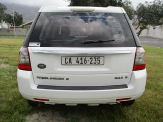 STUNNING WHITE LAND ROVER FREELANDER 2 SD4 - FULL SERVICE HISTORY - 193 000 KM - R129 995 INC R.W.C.