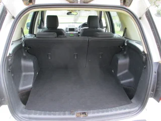 STUNNING WHITE LAND ROVER FREELANDER 2 SD4 - FULL SERVICE HISTORY - 193 000 KM - R129 995 INC R.W.C.