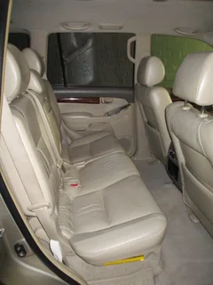 STUNNING 2005 TOYOTA PRADO 4.0 V6 AUTOMATIC - FULL SERVICE HISTORY - R174 995 INCLUDING ROADWORTHY