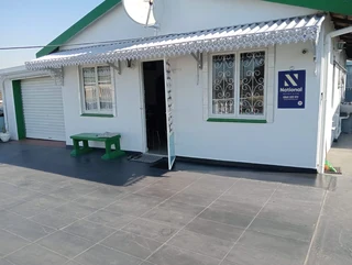 Private Sale - 3 Bedroom home. No Agents Please