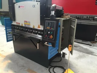 Press Brake, Cap: 1600mm x 30Ton, Hydraulic, Motorized Backstops, (Brand New)