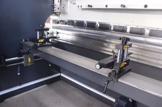 Press Brake, Cap: 1600mm x 30Ton, Hydraulic, Motorized Backstops, (Brand New)