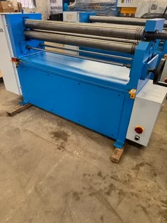 (Brand New) Plate Roller, Cap: 1300mm x 3mm, Motorised, Diameter of Rolls: 95mm.