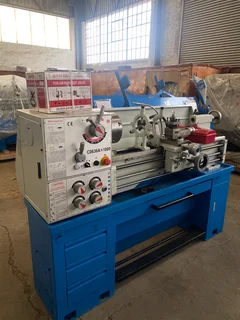 Lathe, 1000mm B/Centres, 360mm Swing, (Brand New)