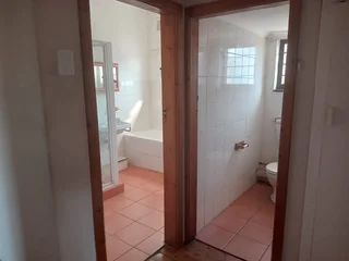 House to Let in Brighton Beach