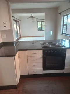 House to Let in Brighton Beach