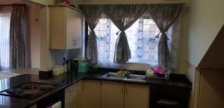 House to Let in Brighton Beach