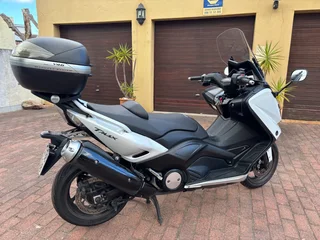 Yamaha T Max 530 in Excellent Condition For Sale