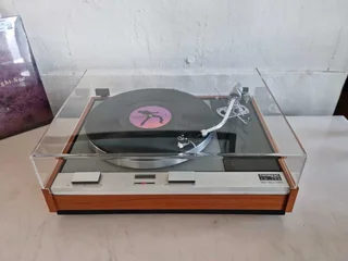 Thorens TD125 Turntable with an SME 3009 SII Tonearm