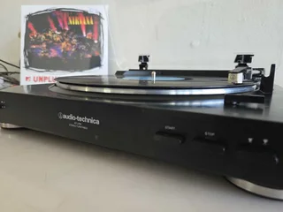 Audio Technica AT-LP60 Fully Automatic Turntable