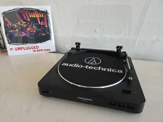 Audio Technica AT-LP60 Fully Automatic Turntable