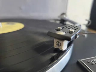 Pioneer PL12E Manual Belt Drive Turntable