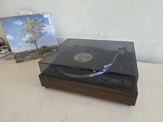 Pioneer PL12E Manual Belt Drive Turntable