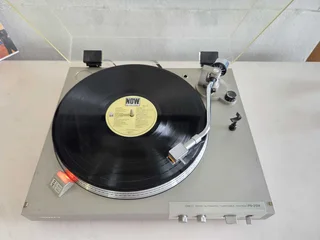 Sony PS-212 Direct Drive Turntable