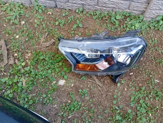 Ranger t7 left headlight
