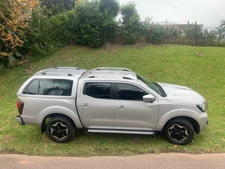 Nissan Navara 2.5LE Double Cab