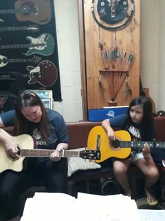 Beginner guitar lessons/Ukulele lessons and Djembe