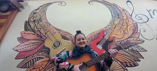 Guitar lessons /Ukulele lessons offered Beginner guitar lessons for kids