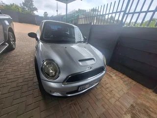 2009 mini cooper s 1.6l automatic